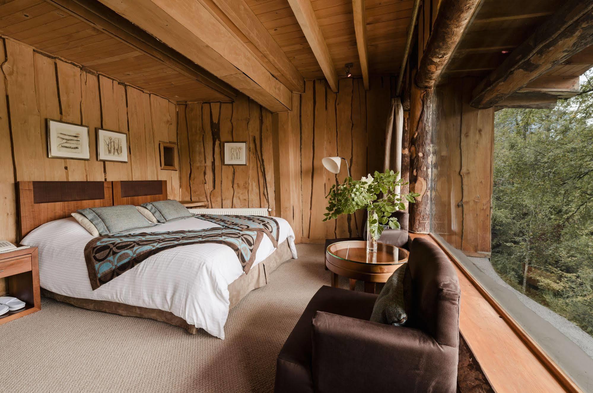 Huilo Huilo Nothofagus Hotel & Spa Puerto Fuy Kültér fotó