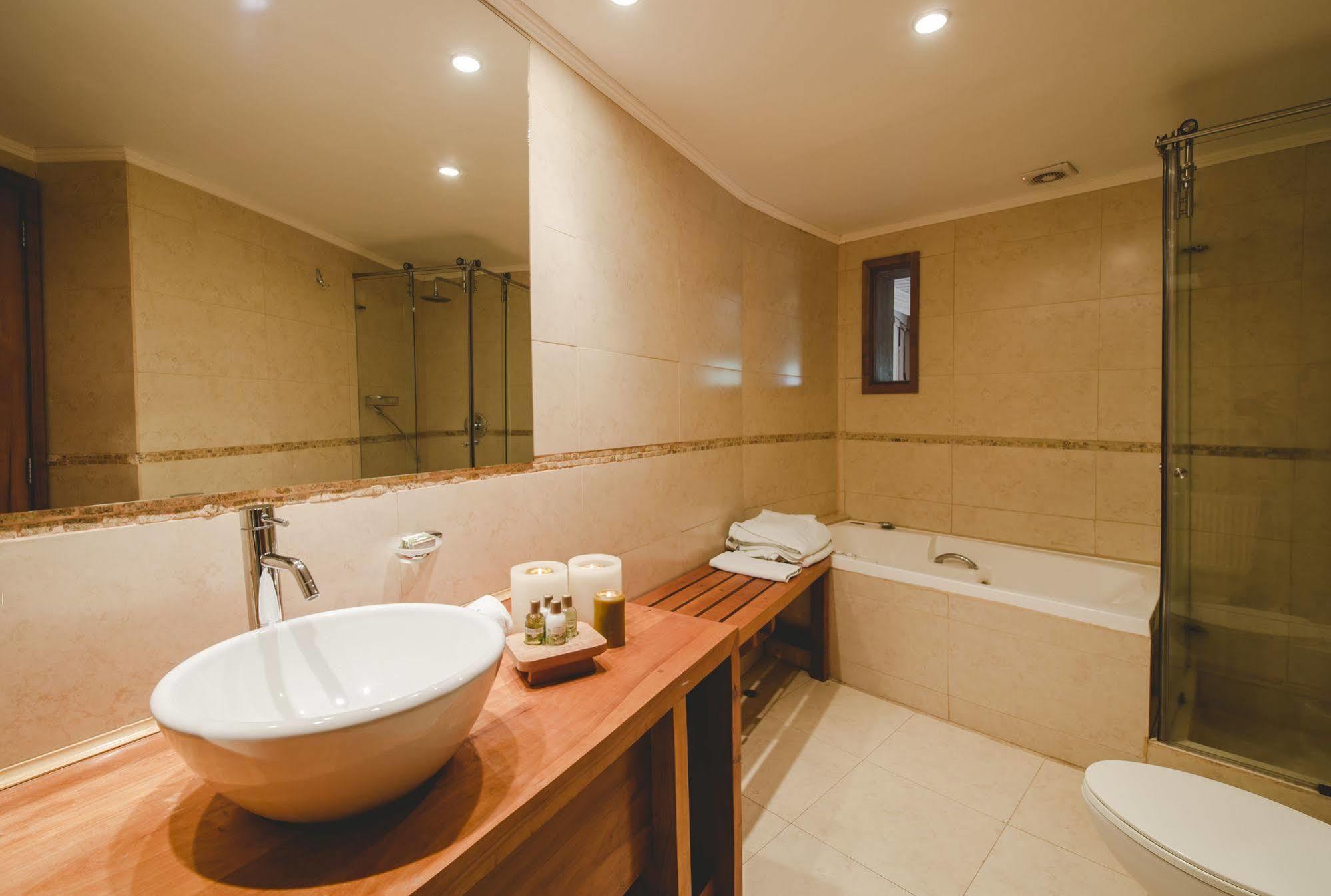 Huilo Huilo Nothofagus Hotel & Spa Puerto Fuy Kültér fotó