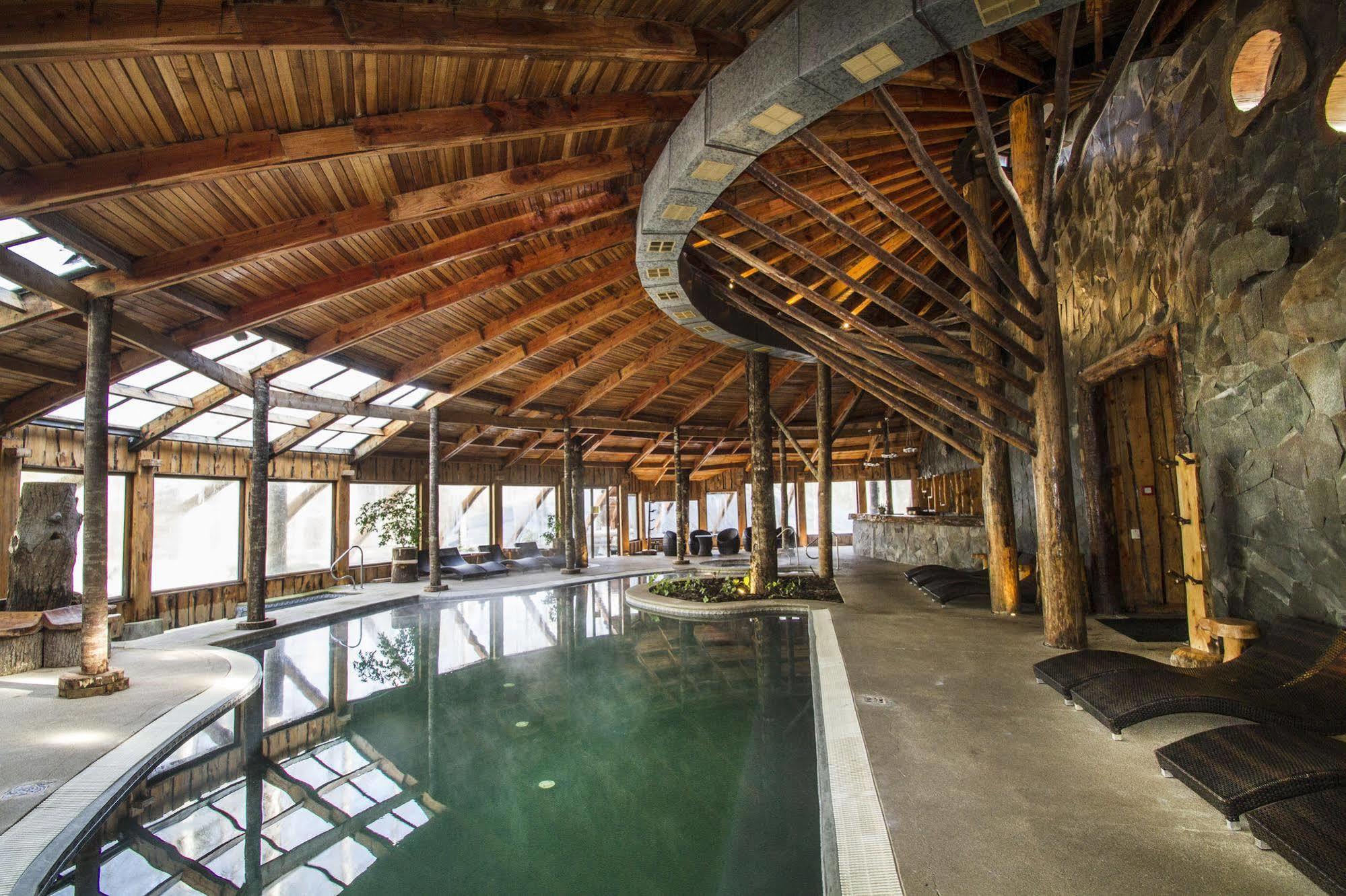 Huilo Huilo Nothofagus Hotel & Spa Puerto Fuy Kültér fotó