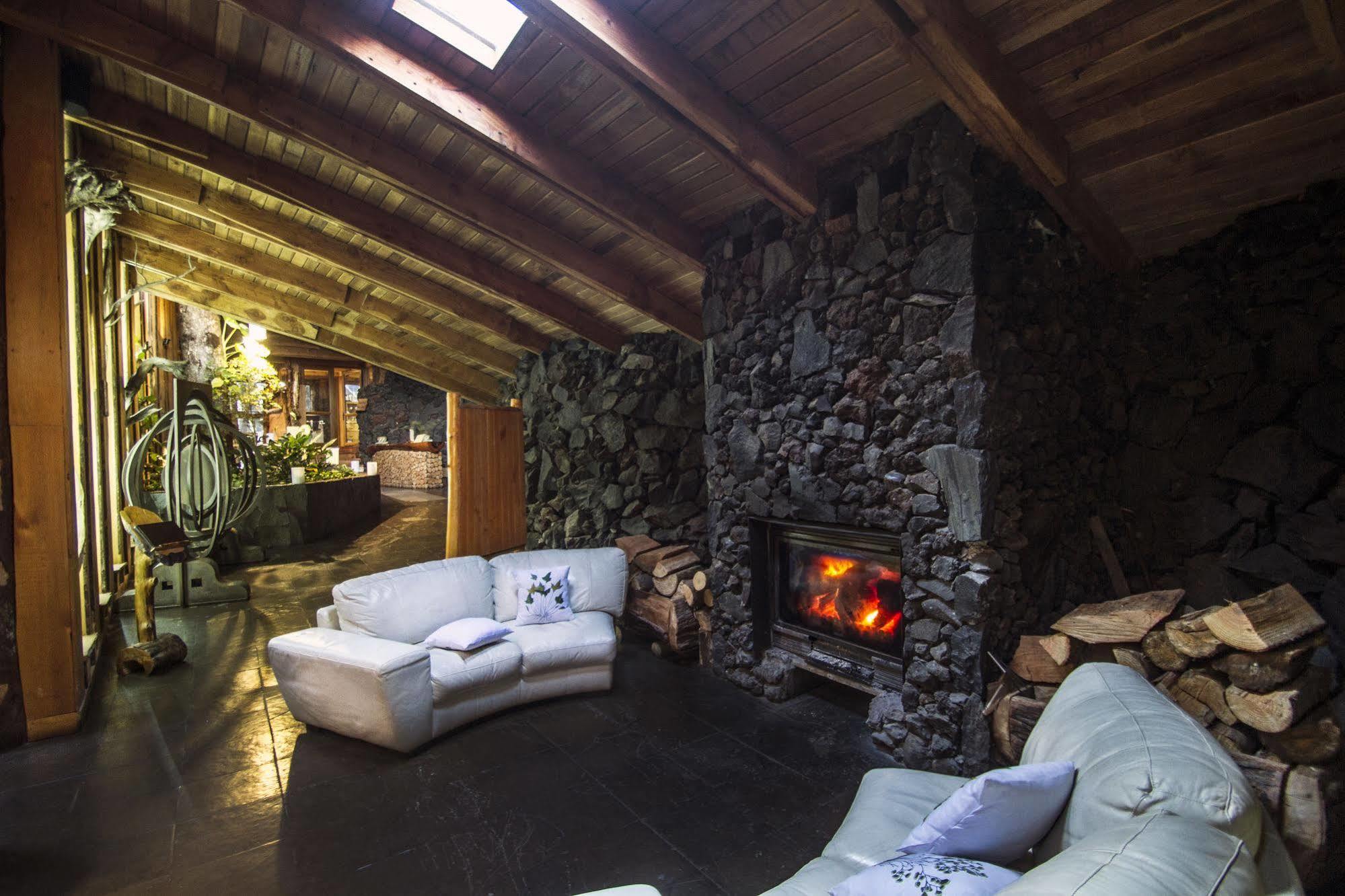Huilo Huilo Nothofagus Hotel & Spa Puerto Fuy Kültér fotó