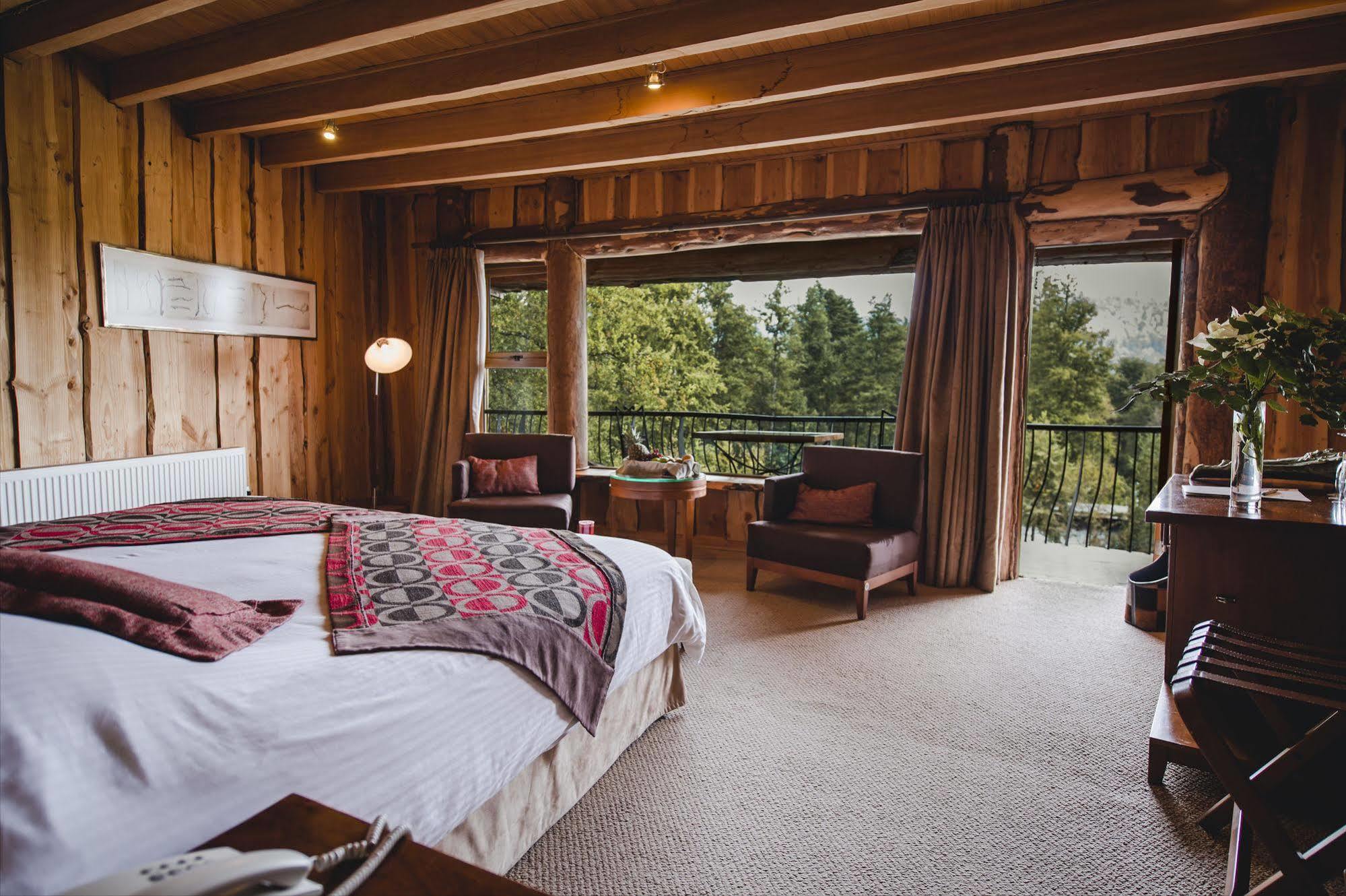 Huilo Huilo Nothofagus Hotel & Spa Puerto Fuy Kültér fotó